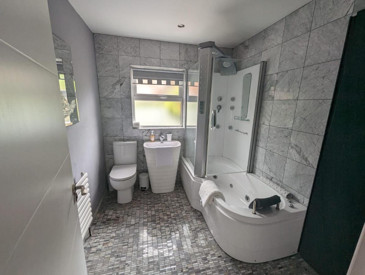 House In Belfast Villa Exterior photo